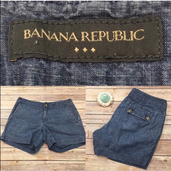Banana Republic Pants - SOLD 6 Banana Republic Chambray Pocket Flap Shorts